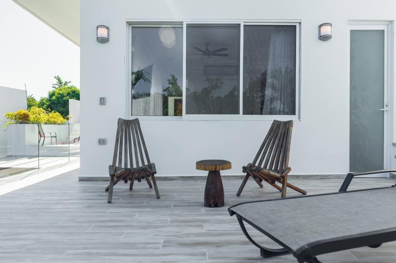 Chic & Mexican Villa, A True Oasis Pool, Security 툴룸 외부 사진