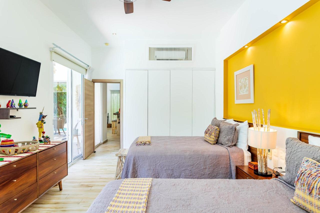 Chic & Mexican Villa, A True Oasis Pool, Security 툴룸 외부 사진